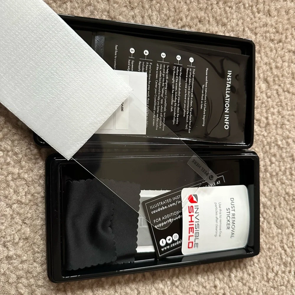 2 phone cases and 1 glass screen protector (for iPhone 12/12 pro)